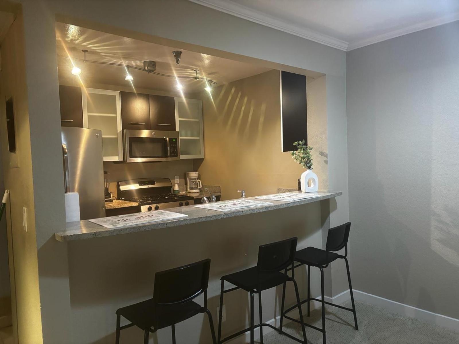 Sweet Studios Universal Loft Free Parking And Wifi ลอสแอนเจลิส ภายนอก รูปภาพ